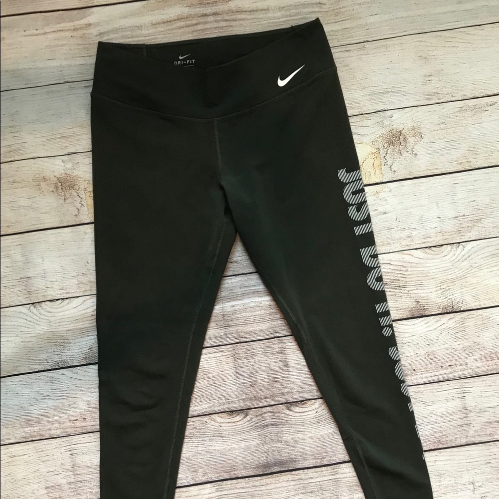 Nike Forrest Green Leggings